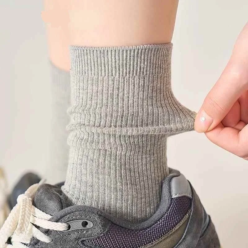 4 Pairs Pure Cotton Mid-Calf Socks Women's Spring Autumn Thin Model Winter Long Tube Socks Grey Color Home Comfort Stockings
4 Pairs Pure Cotton Mid-Calf Socks Women's Spring Autumn Thin Model Winter Long Tube Socks Grey Color Home Comfort Stockings