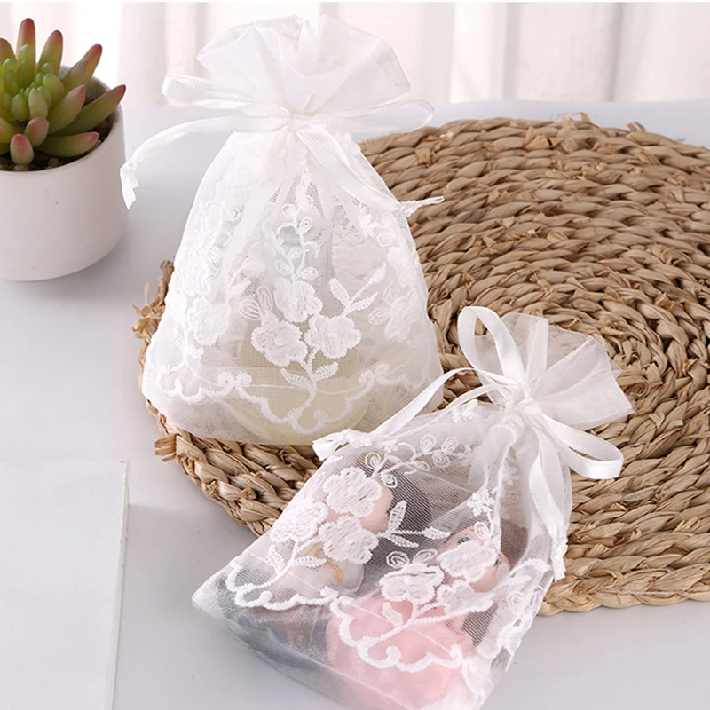 White Lace Drawstring Bag, Floral Embroidered, Wedding Party Gift, Candy Packaging Pouch, Jewelry Makeup Storage, Organzier Sack
White Lace Drawstring Bag, Floral Embroidered, Wedding Party Gift, Candy Packaging Pouch, Jewelry Makeup Storage, Organzier Sack
