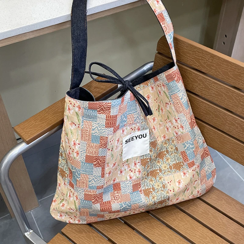 Patchwork Vintage Women's Crossbody Bags Large Capacity Flower Ladies Shoulder Bag Double-sided Denim Female Travel Tote Handbag
Patchwork Vintage Women's Crossbody Bags Large Capacity Flower Ladies Shoulder Bag Double-sided Denim Female Travel Tote Handbag