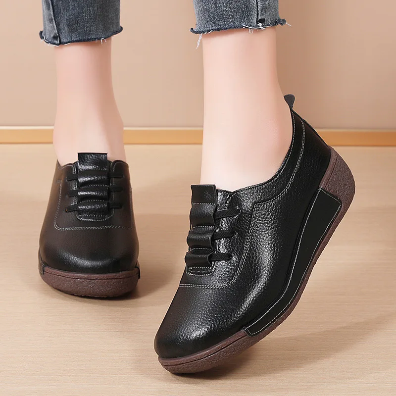 Casual Women's Platform Shoes Spring Season Fashionable All-Match Thick Bottom Slip-On Mom Shoes Comfortable Flat Heel Pumps
Casual Women's Platform Shoes Spring Season Fashionable All-Match Thick Bottom Slip-On Mom Shoes Comfortable Flat Heel Pumps