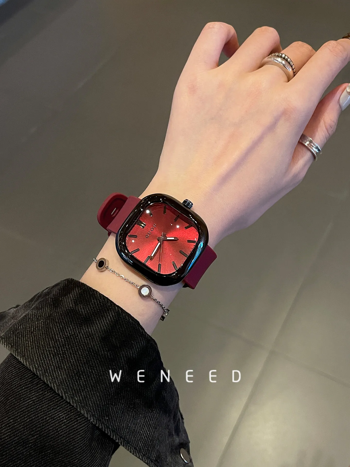 New Year'S Fashionable Women'S Watches, Luxurious And High-End, Versatile Women'S Watches. Suitable Items For Women.
New Year'S Fashionable Women'S Watches, Luxurious And High-End, Versatile Women'S Watches. Suitable Items For Women.
