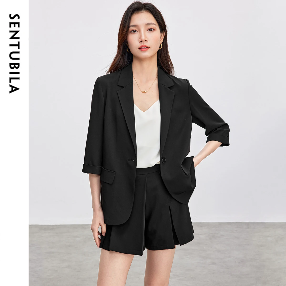 SENTUBILA 2 Pieces Set for Woman 2025 NotchedThree Quarter Sleeve Blazers Pleated Shorts Skirts New in Matching Sets 152Z87897
SENTUBILA 2 Pieces Set for Woman 2025 NotchedThree Quarter Sleeve Blazers Pleated Shorts Skirts New in Matching Sets 152Z87897