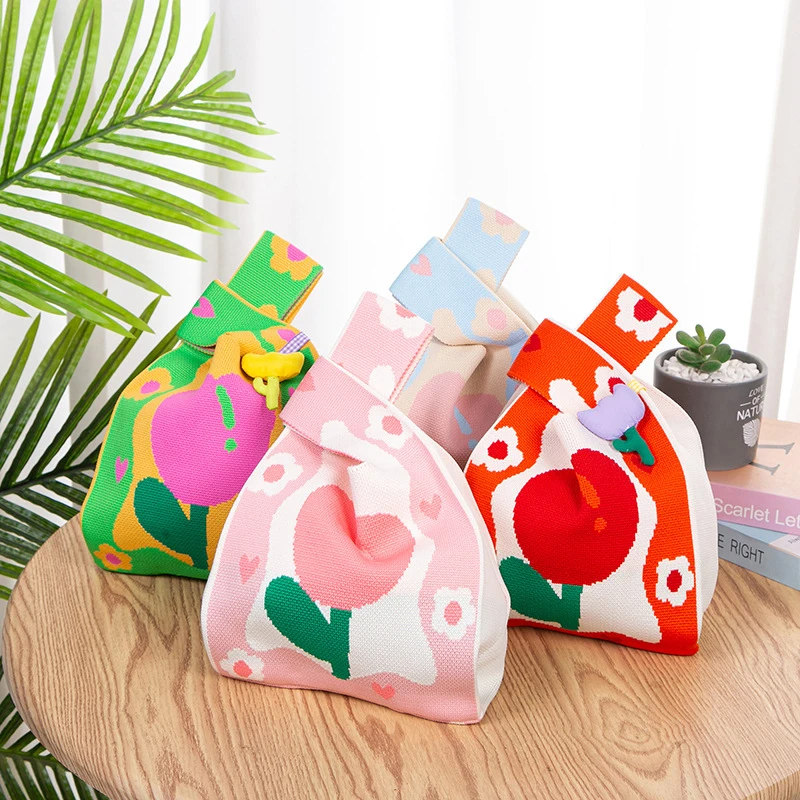 Flowers Knit Handbag Fashion Knit Handmade Shopping Bags High-capacity Knot Wrist Bag Girls Handbag Casual All-match Bag
Flowers Knit Handbag Fashion Knit Handmade Shopping Bags High-capacity Knot Wrist Bag Girls Handbag Casual All-match Bag