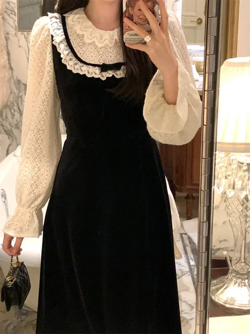 Lace Vintage Velvet Dress Women Ruffle Patchwork Casual Fairy Party Dress Women 2024 Winter Elegant Korean Style Warm Midi Dress
Lace Vintage Velvet Dress Women Ruffle Patchwork Casual Fairy Party Dress Women 2024 Winter Elegant Korean Style Warm Midi Dress