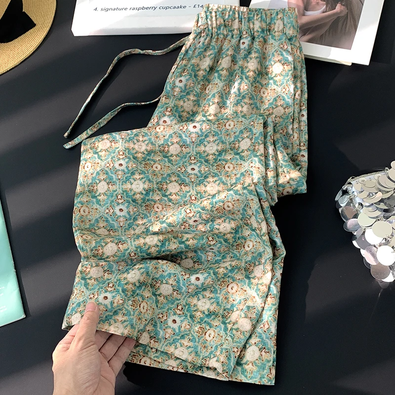 Lightweight New Chinese Style Printed Elastic Waist Nine-Piece Casual Pants Women Summer Wide Leg Long Pants Good Quality
Lightweight New Chinese Style Printed Elastic Waist Nine-Piece Casual Pants Women Summer Wide Leg Long Pants Good Quality
