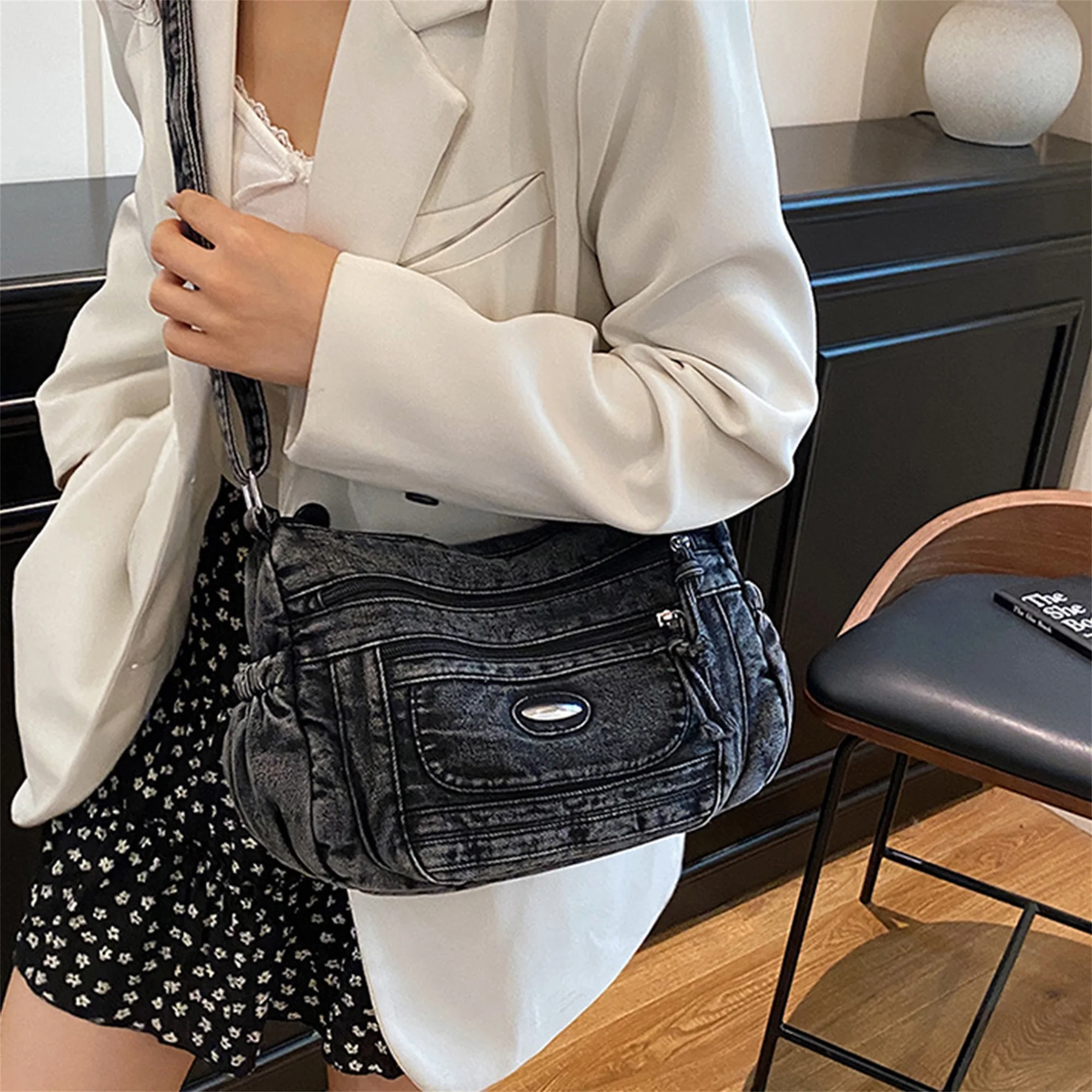 Мужская кожаная сумка-мессенджер в стиле ретро, классическая сумка через плечо с несколькими отделениями 
Мужская кожаная сумка-мессенджер в стиле ретро, классическая сумка через плечо с несколькими отделениями