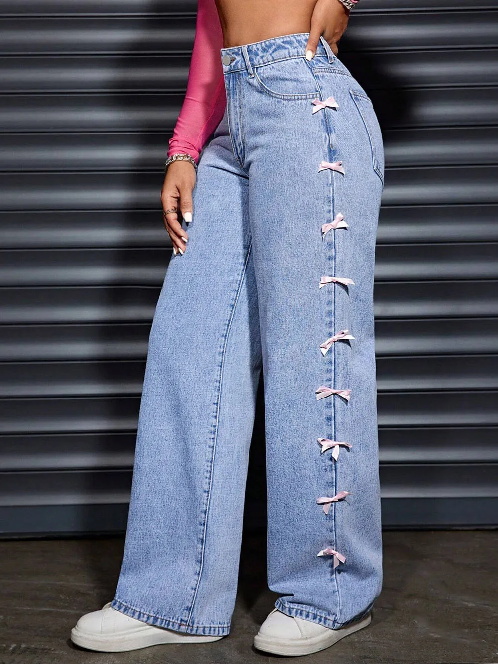 Hot Sale New Style Bow Design Jeans Light Blue Wide Leg Pants Simple Design Straight Long Pants Fashion Casual Women's Trousers
Hot Sale New Style Bow Design Jeans Light Blue Wide Leg Pants Simple Design Straight Long Pants Fashion Casual Women's Trousers