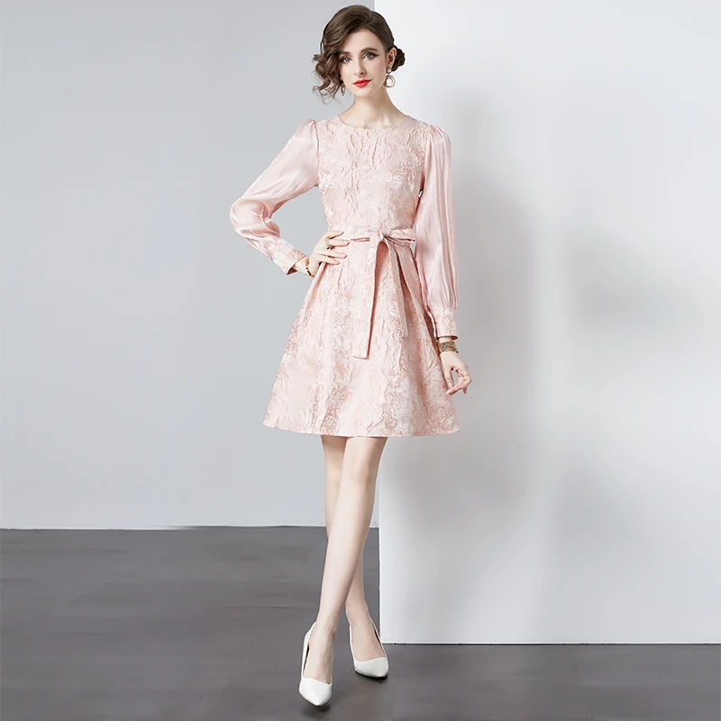2024 New Autumn Long Sleeve Jacquard Dress Work Casual Party Slim O-neck Printing Dresses Women A-Line Vintage Vestidos Spring
2024 New Autumn Long Sleeve Jacquard Dress Work Casual Party Slim O-neck Printing Dresses Women A-Line Vintage Vestidos Spring