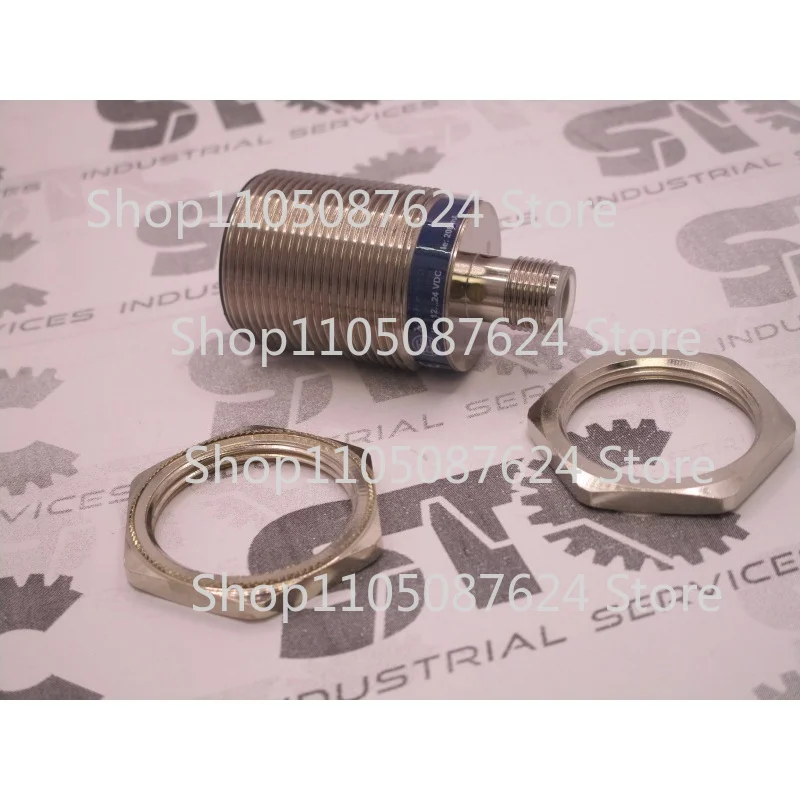 XS530B1NAM12 Original For TELEMECANIQUE Inductive proximity sensor FAST SHIPPING
XS530B1NAM12 Original For TELEMECANIQUE Inductive proximity sensor FAST SHIPPING