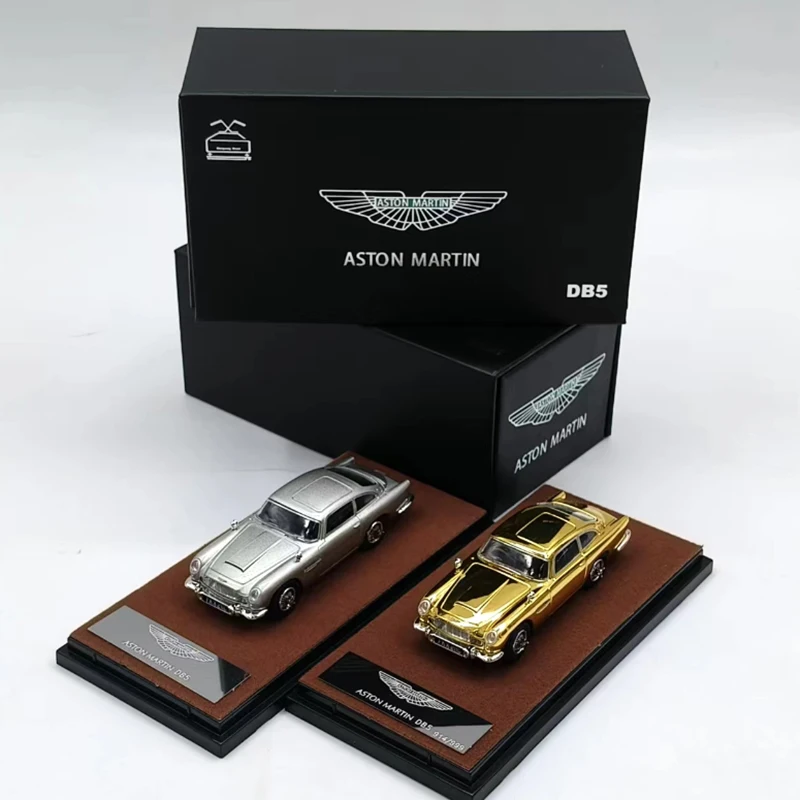 Литой под давлением масштаб 1:64 AM DB5, имитация сплава, металлическая модель автомобиля, статическая коллекция, украшенные праздничные подарки, игрушки, сувенирный подарок
Литой под давлением масштаб 1:64 AM DB5, имитация сплава, металлическая модель автомобиля, статическая коллекция, украшенные праздничные подарки, игрушки, сувенирный подарок