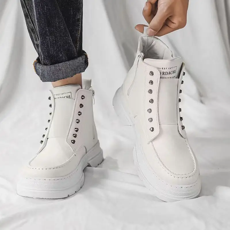 Martin Boots Men's English Style Motorcycle White Black 2023 Autumn Hot Fashion Boots Casual Leather Boots
Martin Boots Men's English Style Motorcycle White Black 2023 Autumn Hot Fashion Boots Casual Leather Boots