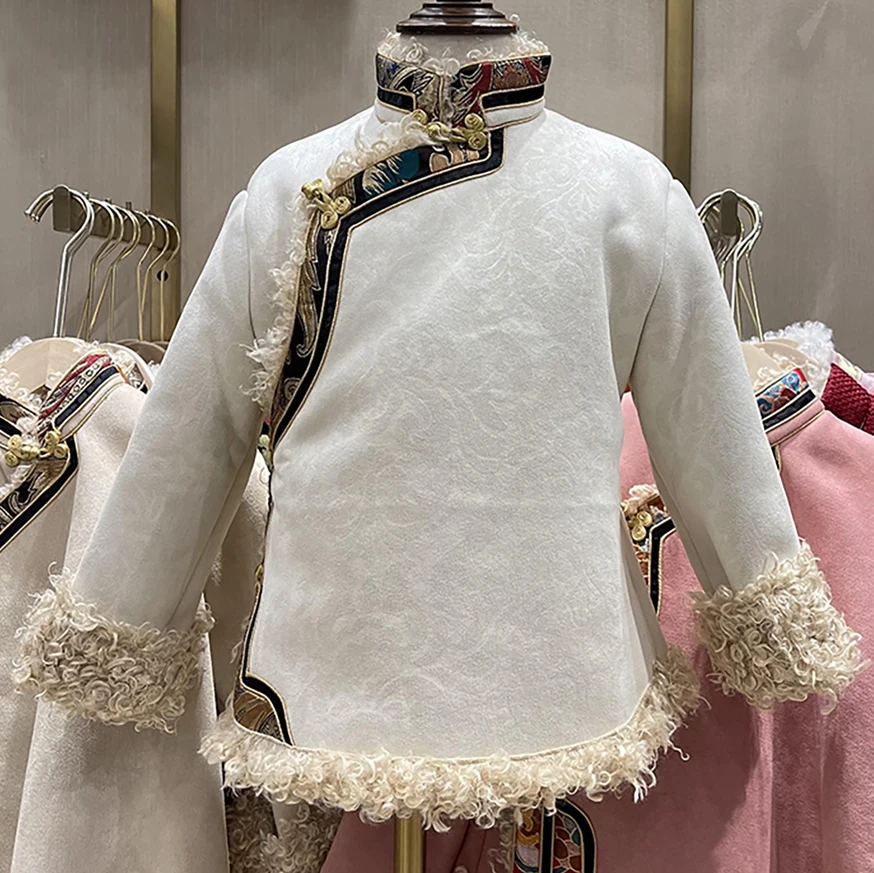 Chinese Style Beige Small Cotton-Padded Jacket Children's Tibetan Clothing Girls' Winter Thickened Cotton Padded Coat
Chinese Style Beige Small Cotton-Padded Jacket Children's Tibetan Clothing Girls' Winter Thickened Cotton Padded Coat