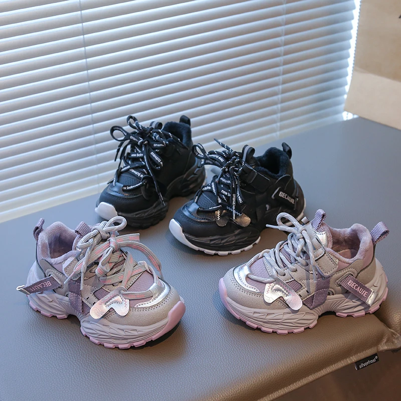 Детская активная обувь унисекс, новинка 2023 года, зимняя флисовая прогулочная обувь для малышей, нескользящая толстая подошва, универсальные шикарные школьные спортивные кроссовки