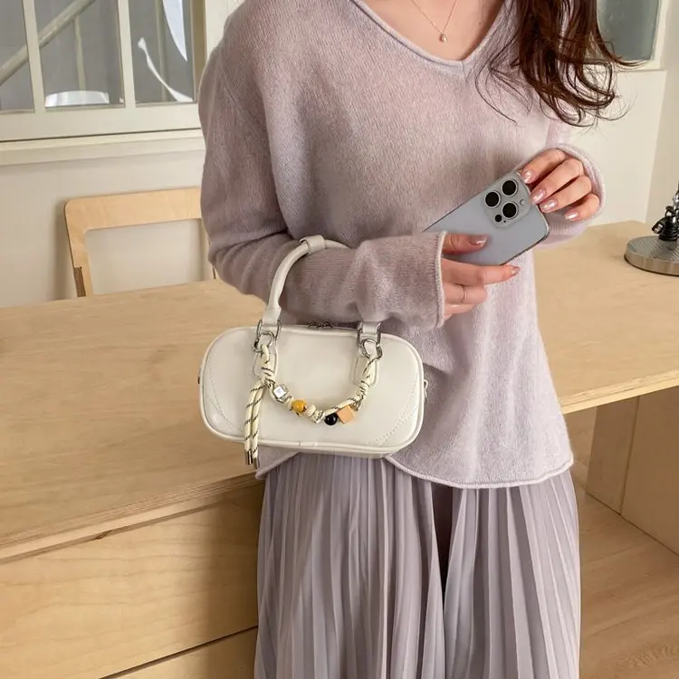 Premium Graceful Daily Leather Lady Bag Elegant Paris Fashion Vintage Simple Tote Practical Crossbody Hand Bag
Premium Graceful Daily Leather Lady Bag Elegant Paris Fashion Vintage Simple Tote Practical Crossbody Hand Bag