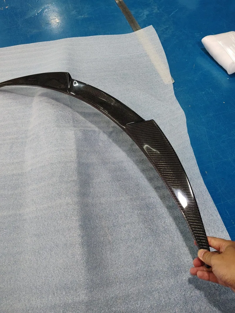 For Mini Cooper S Hatchback R53 Carbon Fiber Rear Roof Spoiler Wing Duckbill Lip car Bodykits
For Mini Cooper S Hatchback R53 Carbon Fiber Rear Roof Spoiler Wing Duckbill Lip car Bodykits