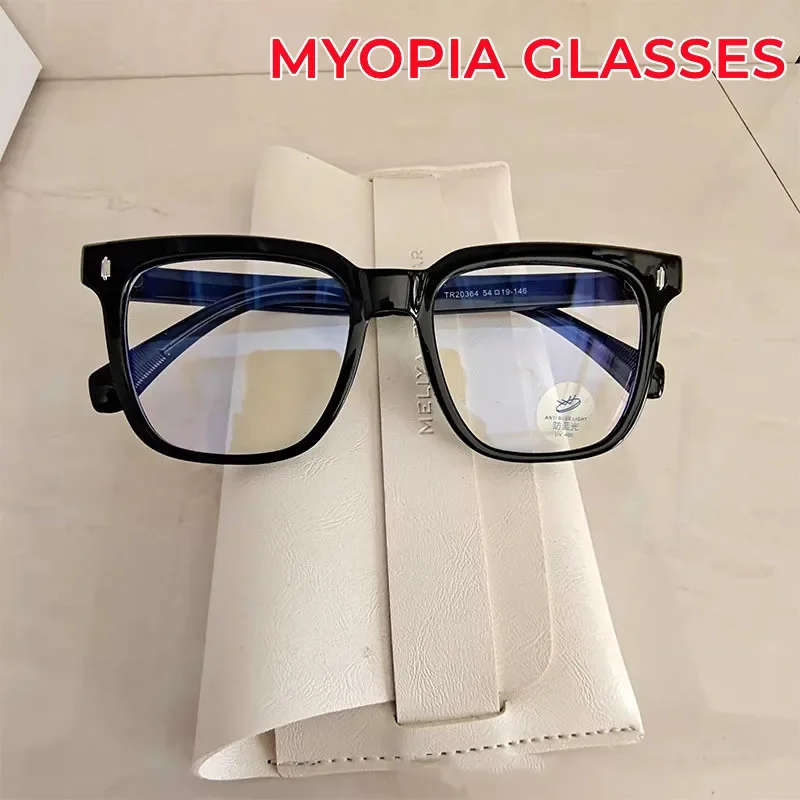 New Transparent Myopia Glasses Vintage Anti-blue Light Eyeglasses Computer Short-sighted Lens Eyeglasses with Diopter 0 To -4.0
New Transparent Myopia Glasses Vintage Anti-blue Light Eyeglasses Computer Short-sighted Lens Eyeglasses with Diopter 0 To -4.0