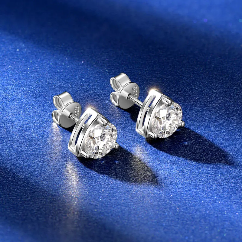 Ehhai 6.5mm 1CT Round Cut Moissanite Design Triangle Piercing Stud Earrings for Women S925 Sterling Silver Jewelry Gift Aretes
Ehhai 6.5mm 1CT Round Cut Moissanite Design Triangle Piercing Stud Earrings for Women S925 Sterling Silver Jewelry Gift Aretes