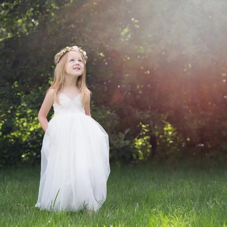 Romantic Tulle Flower Girl Dress, Ivory Rustic Boho Chic Baby Dresses girls party dress wedding princess Party Gowns Kids Gown
Romantic Tulle Flower Girl Dress, Ivory Rustic Boho Chic Baby Dresses girls party dress wedding princess Party Gowns Kids Gown