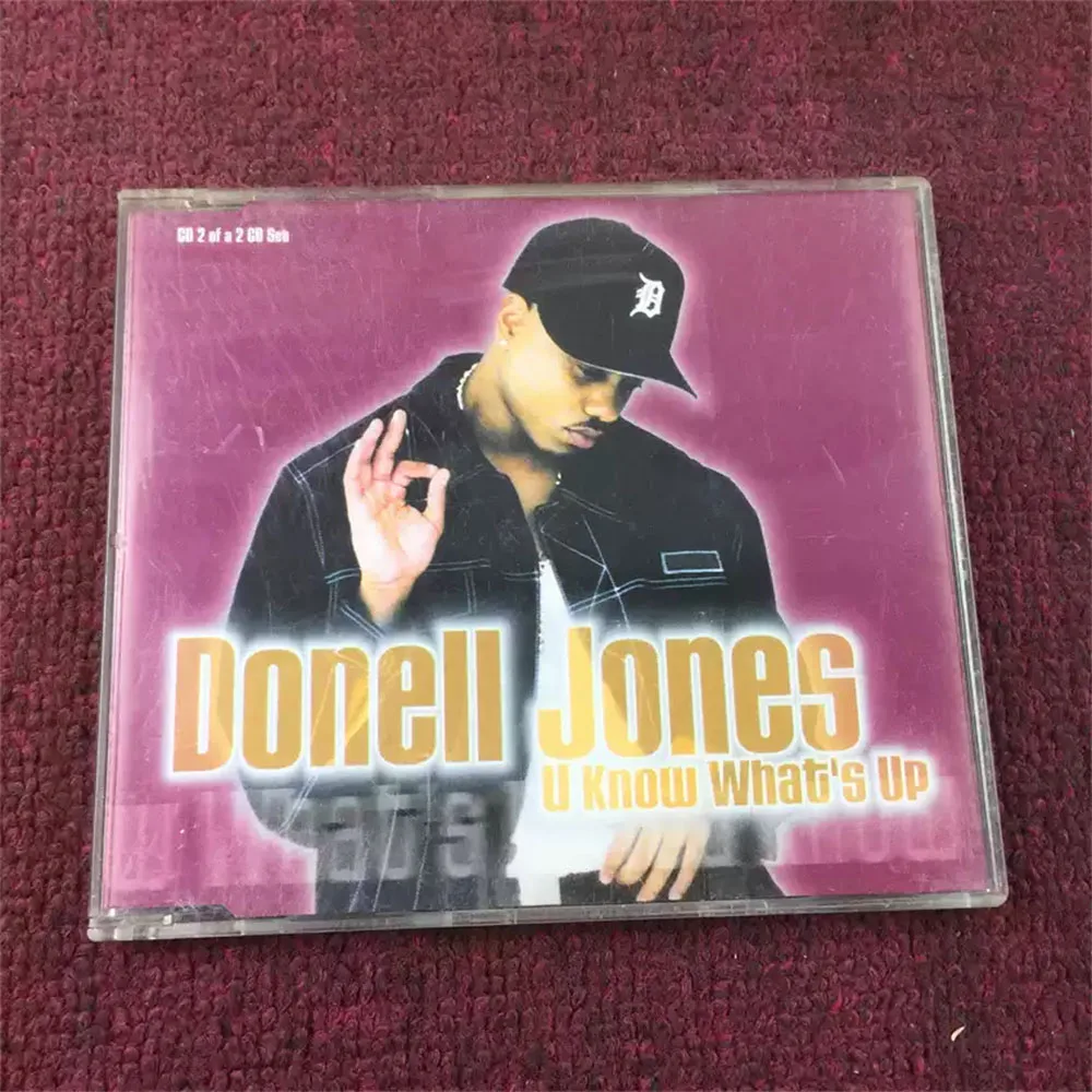CD "U Know What's Up" — это знаковое произведение певца Донелла Джонса, выпущенное 3 августа 1999 года, в современном стиле R&B.
CD "U Know What's Up" — это знаковое произведение певца Донелла Джонса, выпущенное 3 августа 1999 года, в современном стиле R&B.