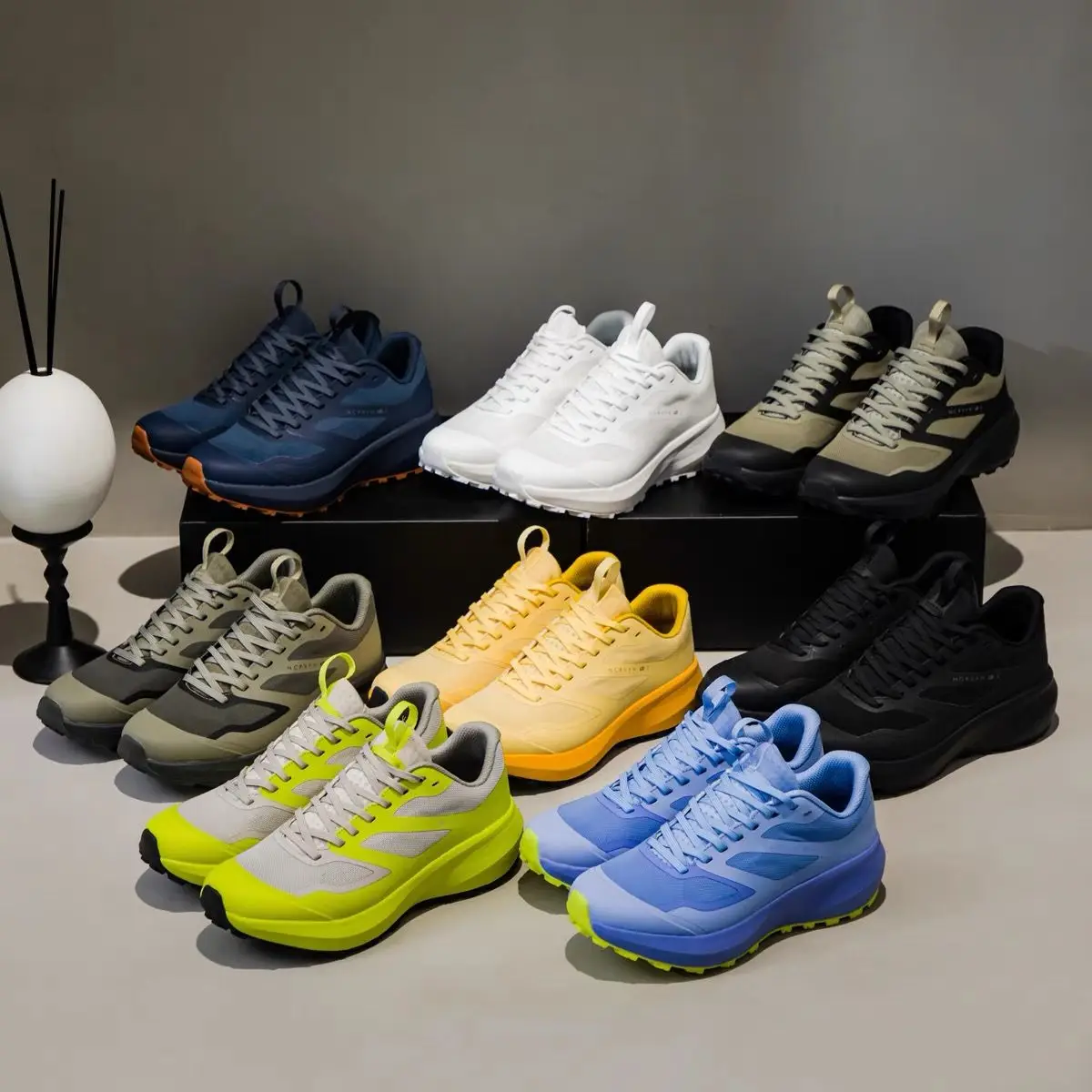 2025 Hot multi-color hiking men's shoes women's shoes designer hiking sneakers original brand non-slip outdoor hiking shoes
2025 Hot multi-color hiking men's shoes women's shoes designer hiking sneakers original brand non-slip outdoor hiking shoes