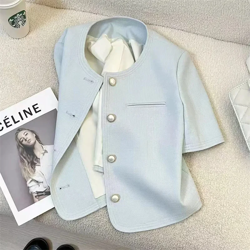 Women's Coat 2026 Summer New Fashion Blue Thin Outerwear Versatile Temperament Small Fragrance Style Short Sleeved Jacket Top
Women's Coat 2026 Summer New Fashion Blue Thin Outerwear Versatile Temperament Small Fragrance Style Short Sleeved Jacket Top