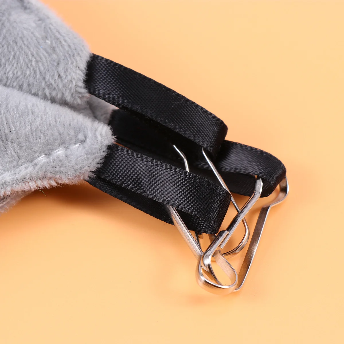 30x30cm Grey Triangle Lizard Hammock Bed Reptile Hanging Rest Spot Expand Living Space Comfortable Climbable Lounge for Anoles
30x30cm Grey Triangle Lizard Hammock Bed Reptile Hanging Rest Spot Expand Living Space Comfortable Climbable Lounge for Anoles