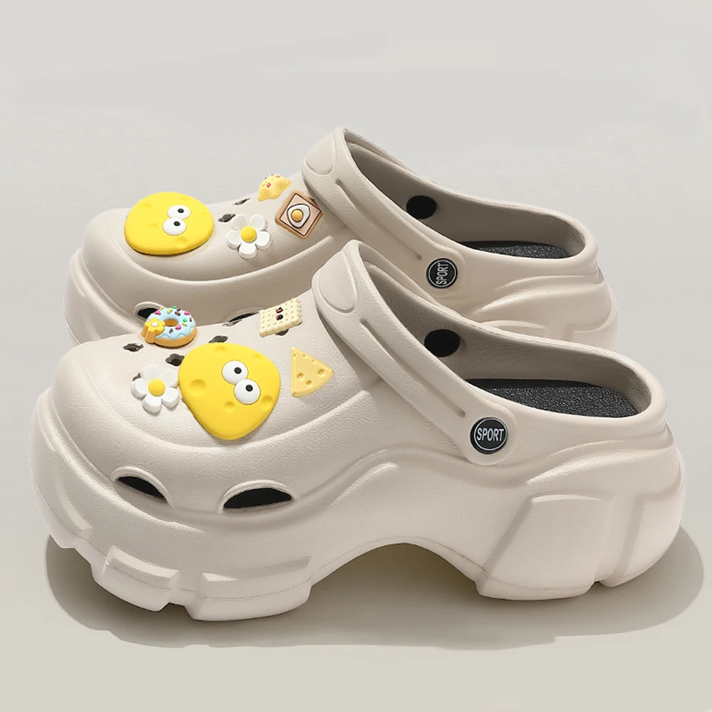 BASATU Summer Outdoor Clogs Women Slippers Platform Beach Slides DIY Cute Cartoon Clogs Women Beach Sandals Female Garden Shoes
BASATU Summer Outdoor Clogs Women Slippers Platform Beach Slides DIY Cute Cartoon Clogs Women Beach Sandals Female Garden Shoes