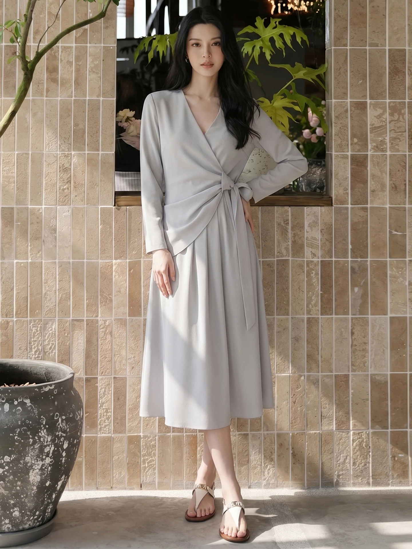 High-End Summer Design Knot Belt V-Neck Dress Women's Premium Fashion High Waist A-Line Skirt Comfortable Breathable
High-End Summer Design Knot Belt V-Neck Dress Women's Premium Fashion High Waist A-Line Skirt Comfortable Breathable