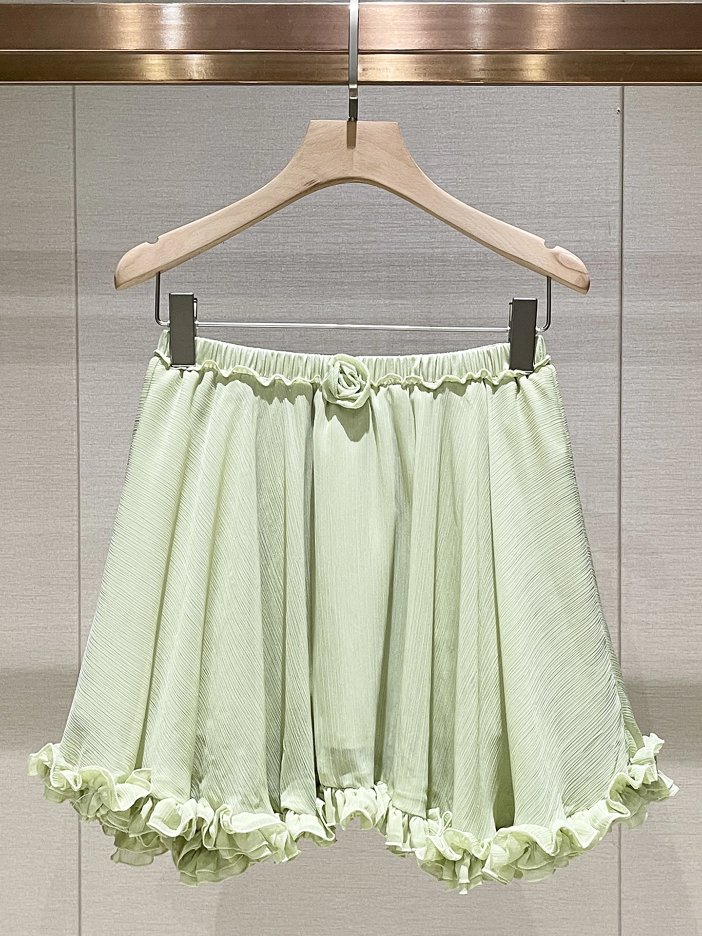 High Waist Green Skirt for Short Women Elastic Waist Wood Grain Casual Style Spring New Arrival Women's Skirt
High Waist Green Skirt for Short Women Elastic Waist Wood Grain Casual Style Spring New Arrival Women's Skirt