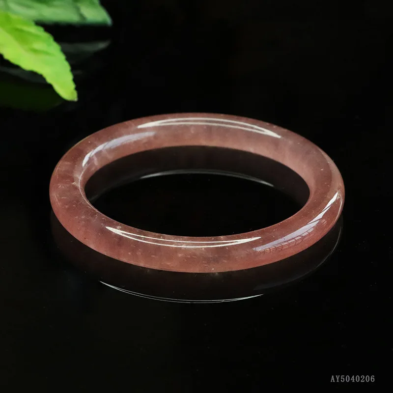 Natural Strawberry Wafer Bar Dingdang Bracelet Fashion Versatile
Natural Strawberry Wafer Bar Dingdang Bracelet Fashion Versatile