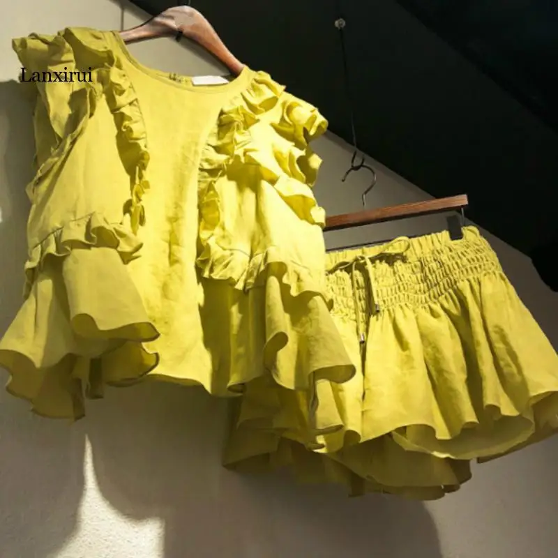 2 Piece Sets Womens Outfits Summer 2022 Korean Fungus Sleeveless T Shirts Stretch Waist Short Skirts Fashion Suits
2 Piece Sets Womens Outfits Summer 2022 Korean Fungus Sleeveless T Shirts Stretch Waist Short Skirts Fashion Suits