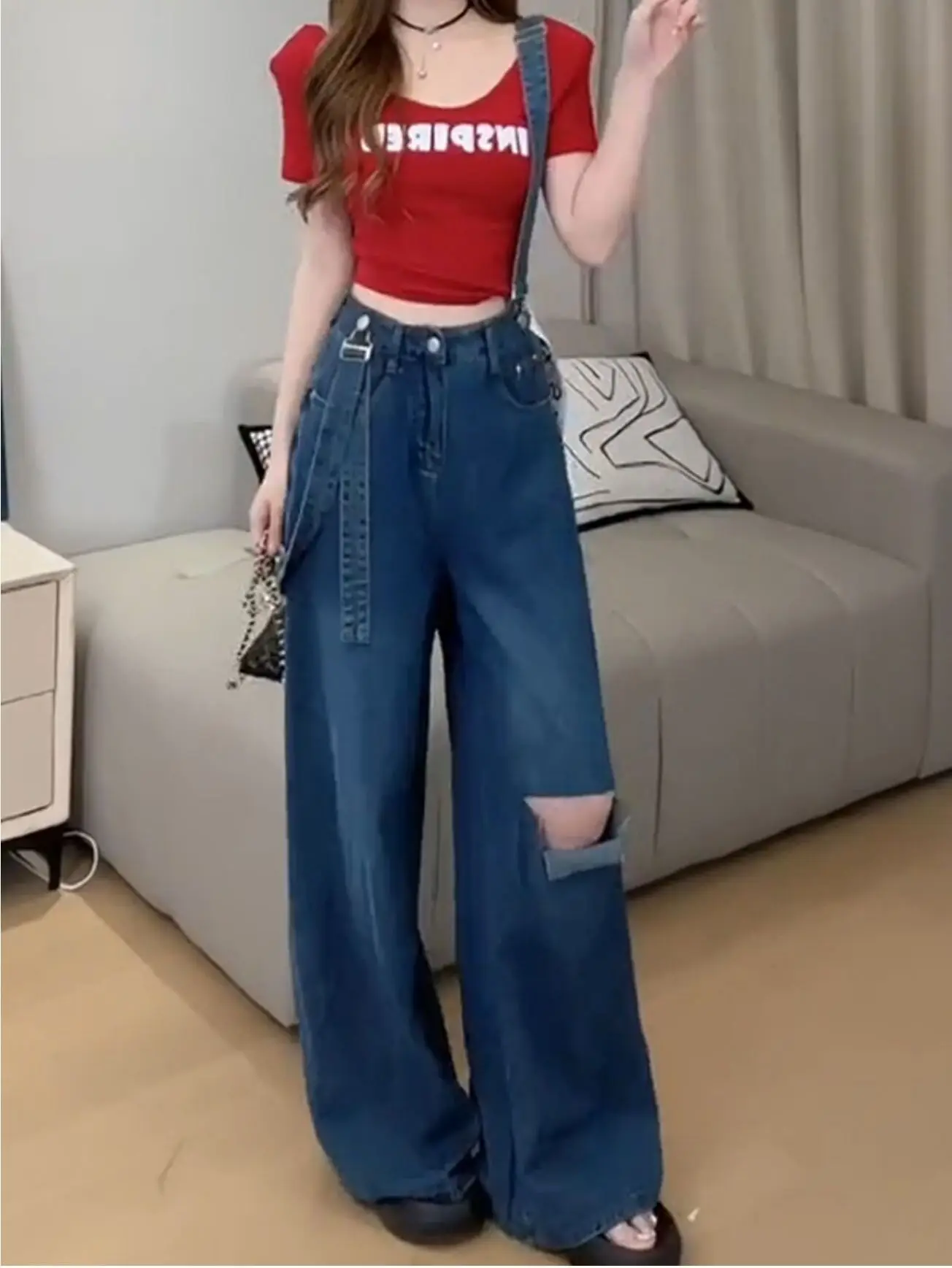 High Waist Wide Leg Denim Overalls Women's Summer New Style Detachable Design Jeans Blue Color Temperate Function Long Pants
High Waist Wide Leg Denim Overalls Women's Summer New Style Detachable Design Jeans Blue Color Temperate Function Long Pants