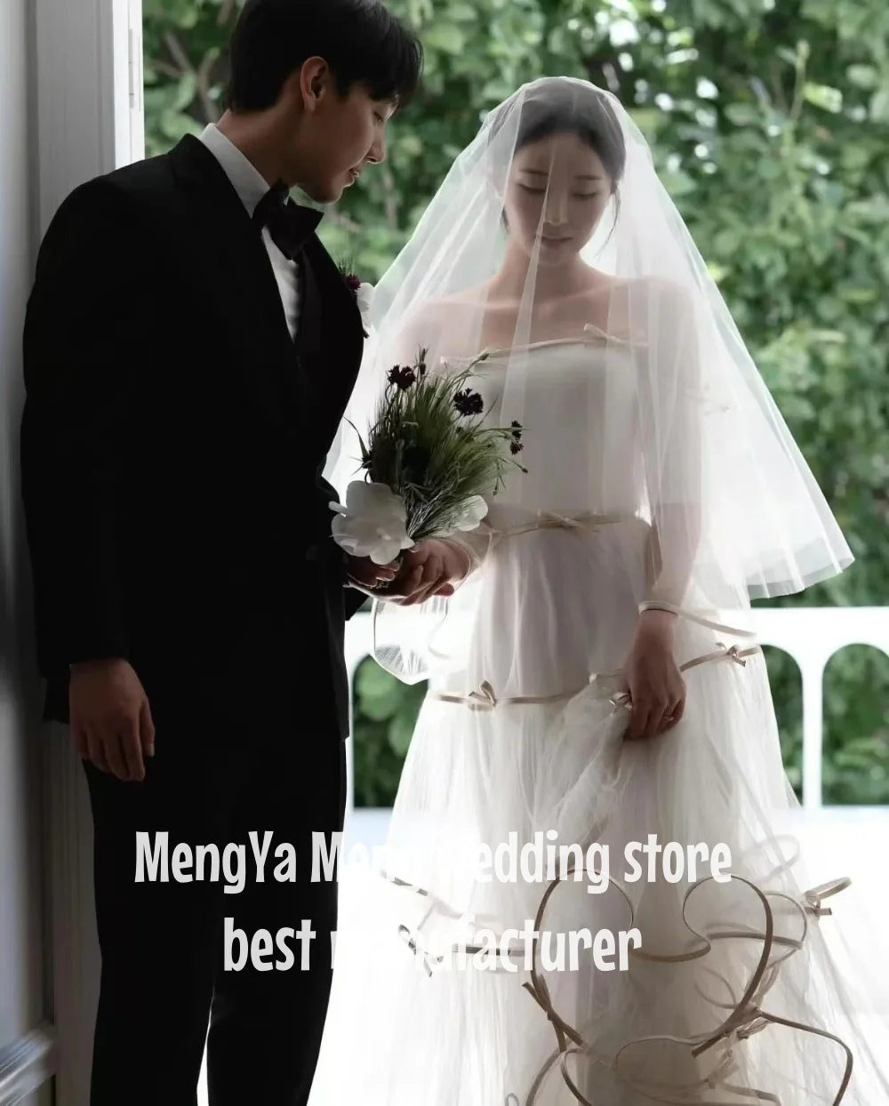 ZHUISHU 2025 Modern Off Shoulder Wedding Dresses Korea Photo Shoot Ribbon Bows Pleats Organza Bridal Gowns Corset Zip Customized
ZHUISHU 2025 Modern Off Shoulder Wedding Dresses Korea Photo Shoot Ribbon Bows Pleats Organza Bridal Gowns Corset Zip Customized