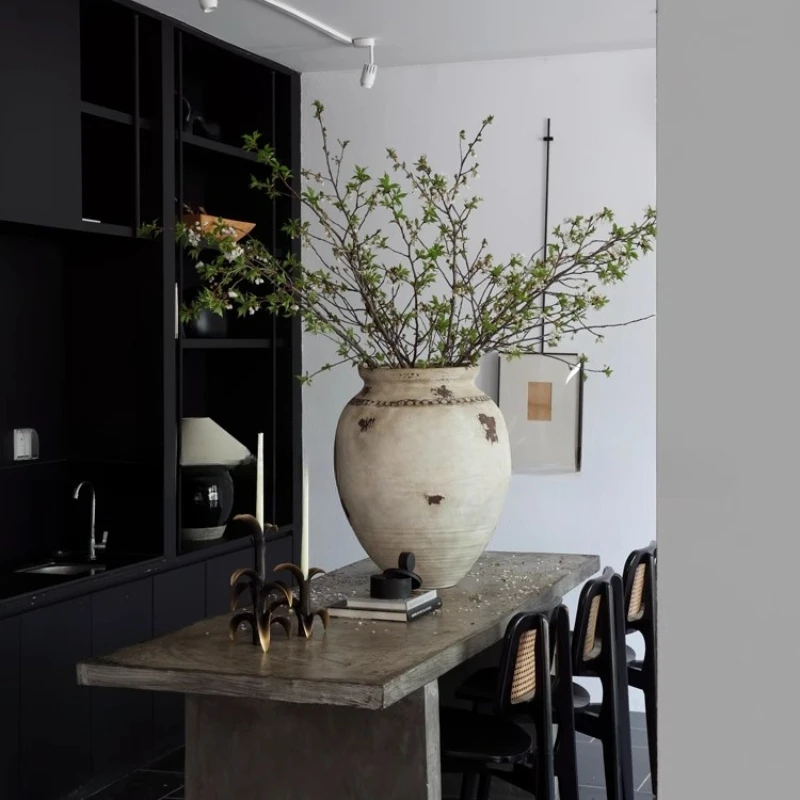 Handmade retro floor-to-ceiling ceramic large flower tank, coarse pottery jar, green plant flower ware, homestay lobby sales
Handmade retro floor-to-ceiling ceramic large flower tank, coarse pottery jar, green plant flower ware, homestay lobby sales
