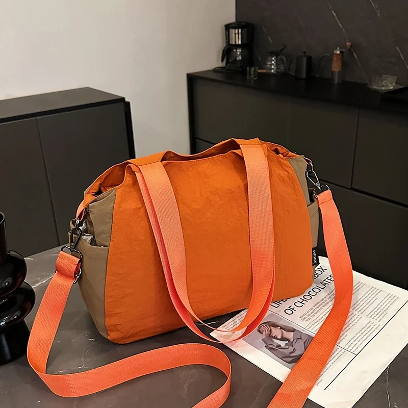 2025 New Light Large Capacity Tote Bag Casual Nylon Retro Versatile Women's Shoulder Bags Concise High Quality Crossbody Bag
2025 New Light Large Capacity Tote Bag Casual Nylon Retro Versatile Women's Shoulder Bags Concise High Quality Crossbody Bag