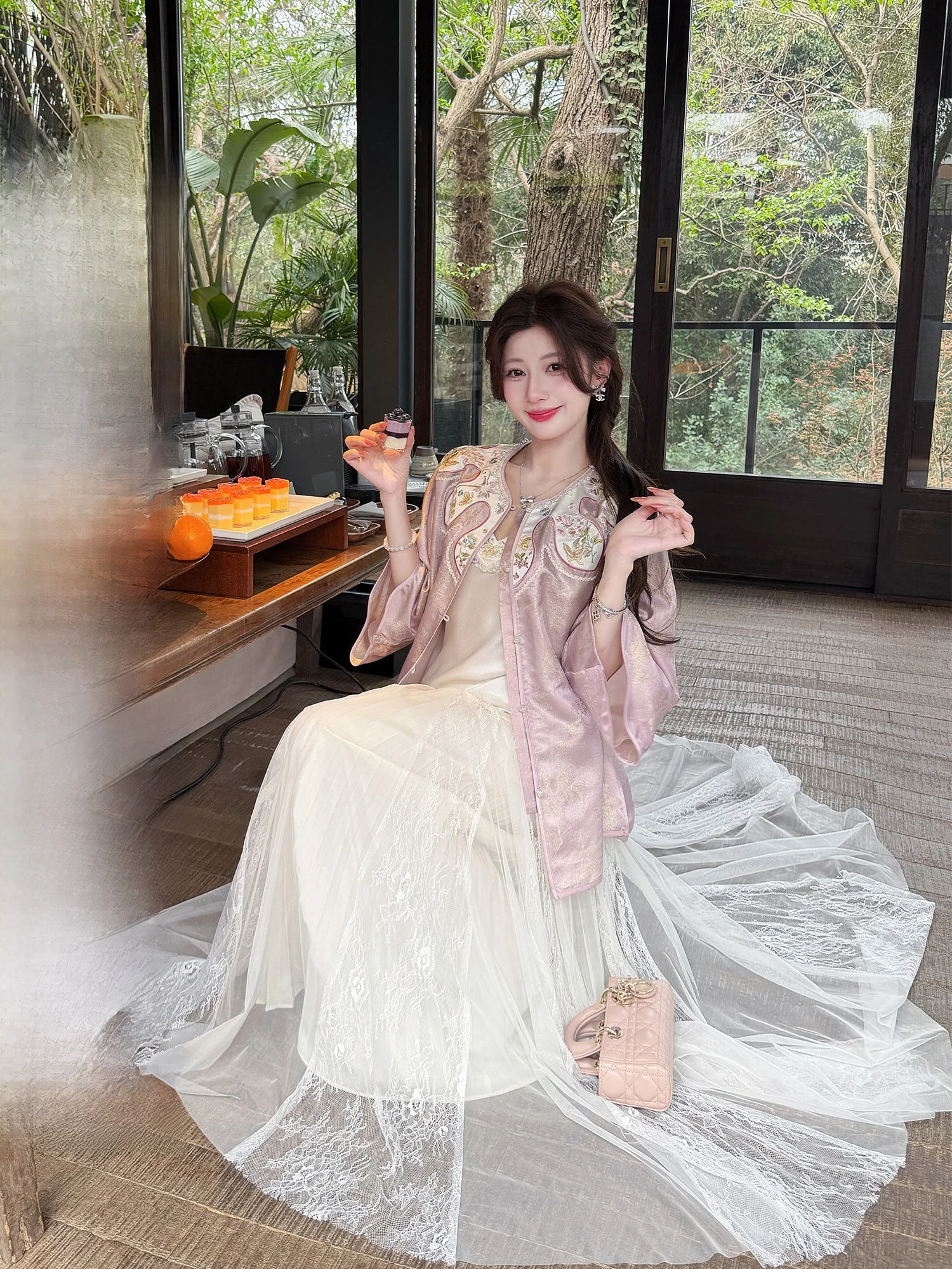 White Lace Pleated Half Skirt Women's Spring Summer New Style Versatile Tulle Skirt High Waist Umbrella Skirt Standard Fit
White Lace Pleated Half Skirt Women's Spring Summer New Style Versatile Tulle Skirt High Waist Umbrella Skirt Standard Fit
