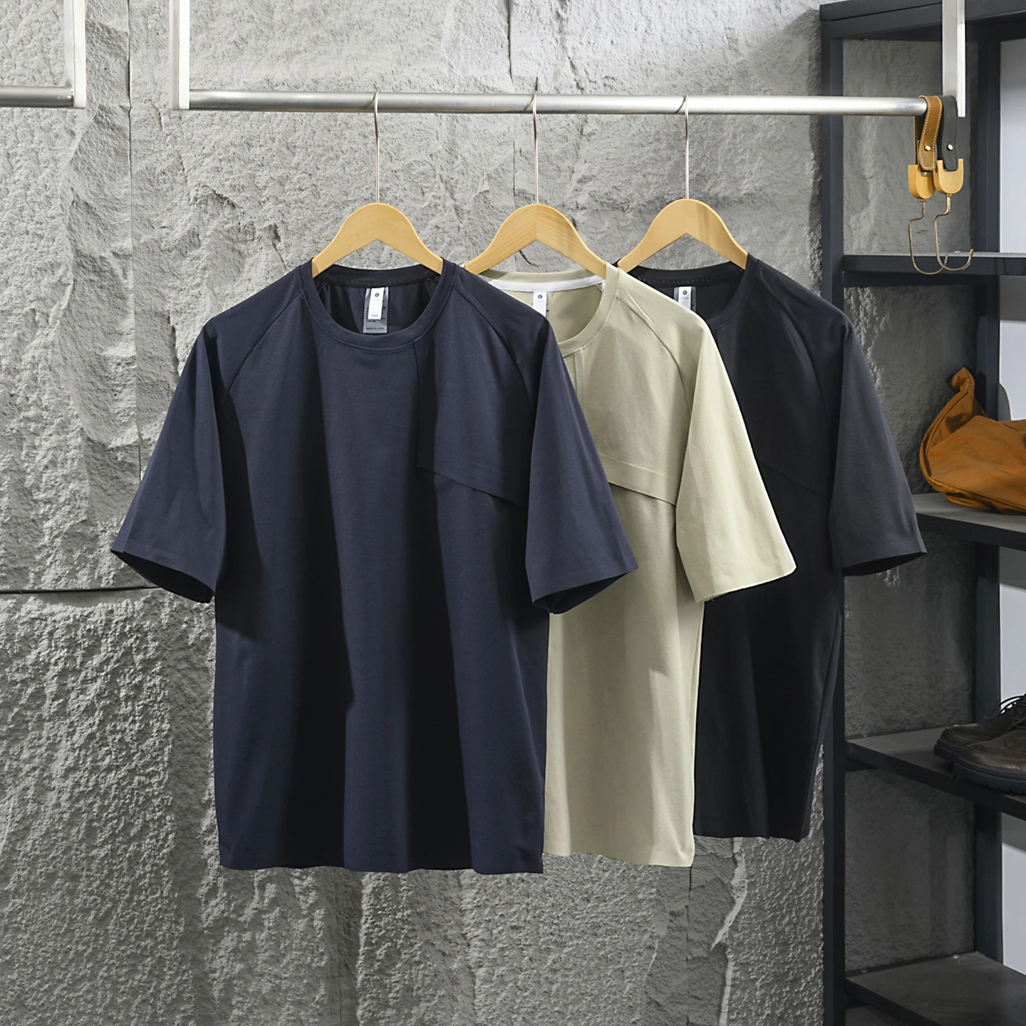 Laser Cutting Seamless Adhesive Summer Moisture Wicking Outdoor Casual Quick Dry Breathable round Neck Short Sleeve Men's T-S...
Laser Cutting Seamless Adhesive Summer Moisture Wicking Outdoor Casual Quick Dry Breathable round Neck Short Sleeve Men's T-S...