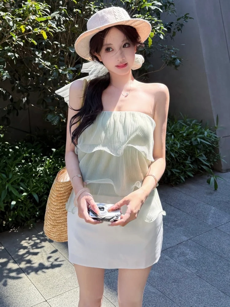 Sweet Sexy Fashionable Ruffle Hem Mesh Crop Top And Skirt Set Slim Fit One Shoulder Design Breathable Comfortable Casual Wear
Sweet Sexy Fashionable Ruffle Hem Mesh Crop Top And Skirt Set Slim Fit One Shoulder Design Breathable Comfortable Casual Wear
