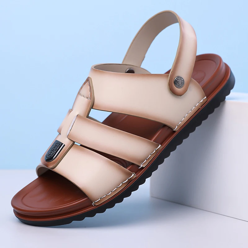 Fashionable Anti-Slip Wear-Resistant Men's Two-Way Sandals Comfortable Soft Bottom Outdoor Casual Slip-On Shoes Metal Logo-5302
Fashionable Anti-Slip Wear-Resistant Men's Two-Way Sandals Comfortable Soft Bottom Outdoor Casual Slip-On Shoes Metal Logo-5302
