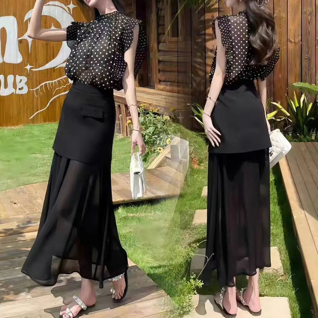 New French Fashion Summer 2 Piece Set Women Polka Dot Sleeveless See Through Blouse Top + Chiffon Patchwork Skirt Women's Suit
New French Fashion Summer 2 Piece Set Women Polka Dot Sleeveless See Through Blouse Top + Chiffon Patchwork Skirt Women's Suit