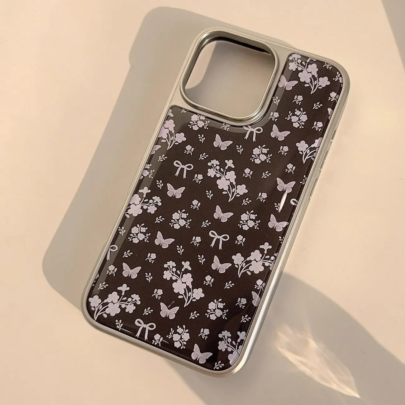Чехол для телефона с гальваническим клеем и бабочкой и цветочным фрагментом для iPhone 17Air 16, 15, 14, 13, 12, 11 Pro Max Plus Y2K, чехол Ins
Чехол для телефона с гальваническим клеем и бабочкой и цветочным фрагментом для iPhone 17Air 16, 15, 14, 13, 12, 11 Pro Max Plus Y2K, чехол Ins