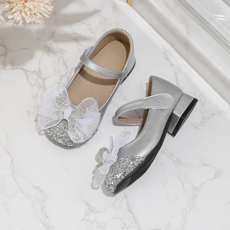 Girls Princess Leather Shoes Chic Sequins Bowknot Kids High Heels New Dance Versatile Children's Causal Fashion Catwalk Shoes
Girls Princess Leather Shoes Chic Sequins Bowknot Kids High Heels New Dance Versatile Children's Causal Fashion Catwalk Shoes