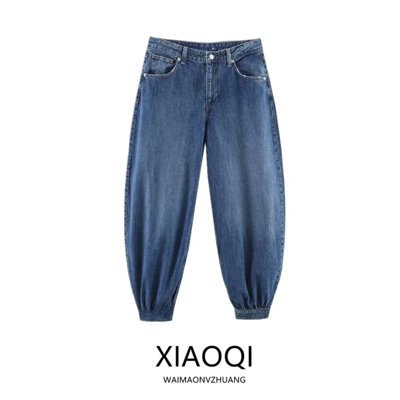 Spring 2026 Women's Jeans Loose Fit Natural Waist Button Closure Elastic Waistband Bell Bottoms mid Rise Denim Long Pants
Spring 2026 Women's Jeans Loose Fit Natural Waist Button Closure Elastic Waistband Bell Bottoms mid Rise Denim Long Pants