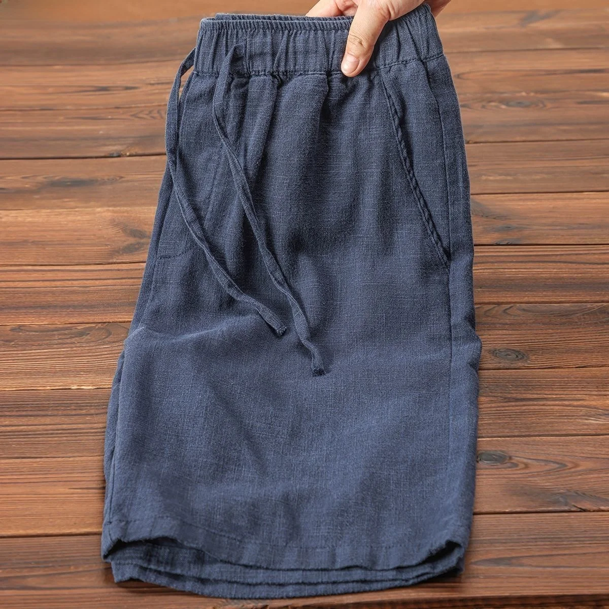High-End Flax Men's Shorts Summer Outdoor Wear Lightweight Breathable New Cotton Linen Casual Five-Part Men's Pants
High-End Flax Men's Shorts Summer Outdoor Wear Lightweight Breathable New Cotton Linen Casual Five-Part Men's Pants