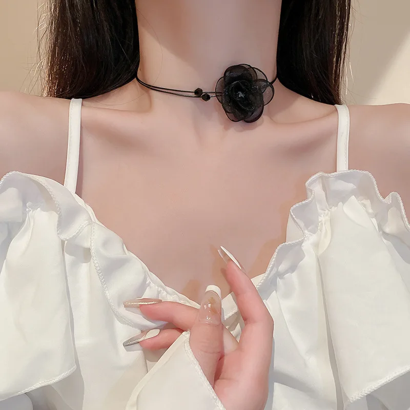 Dark Style Lace Flower Choker Necklace, Personalized Women's Fashion Elegant Temperament Jewelry Necklace Wholesale
Dark Style Lace Flower Choker Necklace, Personalized Women's Fashion Elegant Temperament Jewelry Necklace Wholesale