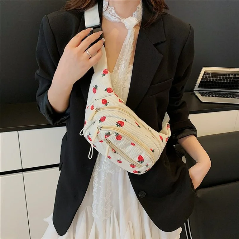 High-End Luxury Brand Leather Women's Handbag Elegant Crossbody Bag Popular Classic Trendy Design Vintage Daily Casual
High-End Luxury Brand Leather Women's Handbag Elegant Crossbody Bag Popular Classic Trendy Design Vintage Daily Casual