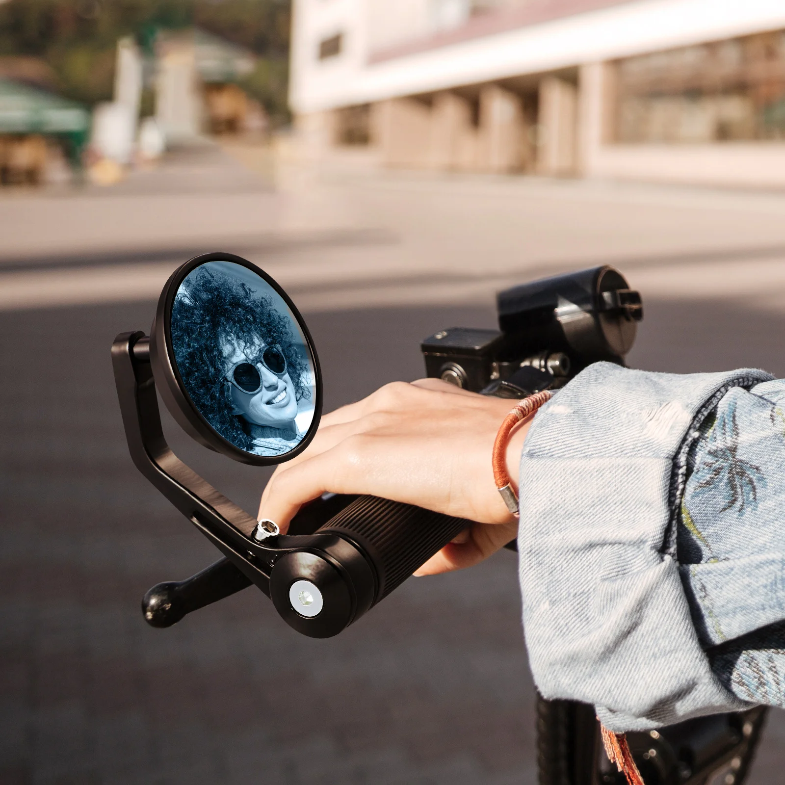 1 Pair Round Rear View Mirrors For Motorcycle Handlebar Bar End Mirror Anti-Glare Adjustable Abs Durable Bike Mirror
1 Pair Round Rear View Mirrors For Motorcycle Handlebar Bar End Mirror Anti-Glare Adjustable Abs Durable Bike Mirror