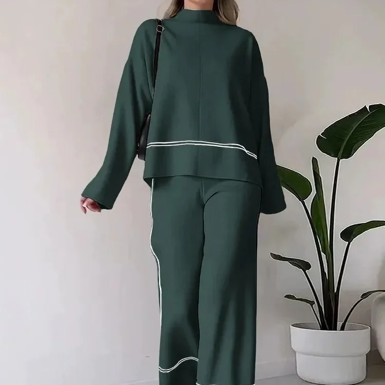 2025 Autumn New European and American Fashion Contrasting Color Round Neck Long-sleeved Knitted Sweater Two-piece Women's
2025 Autumn New European and American Fashion Contrasting Color Round Neck Long-sleeved Knitted Sweater Two-piece Women's