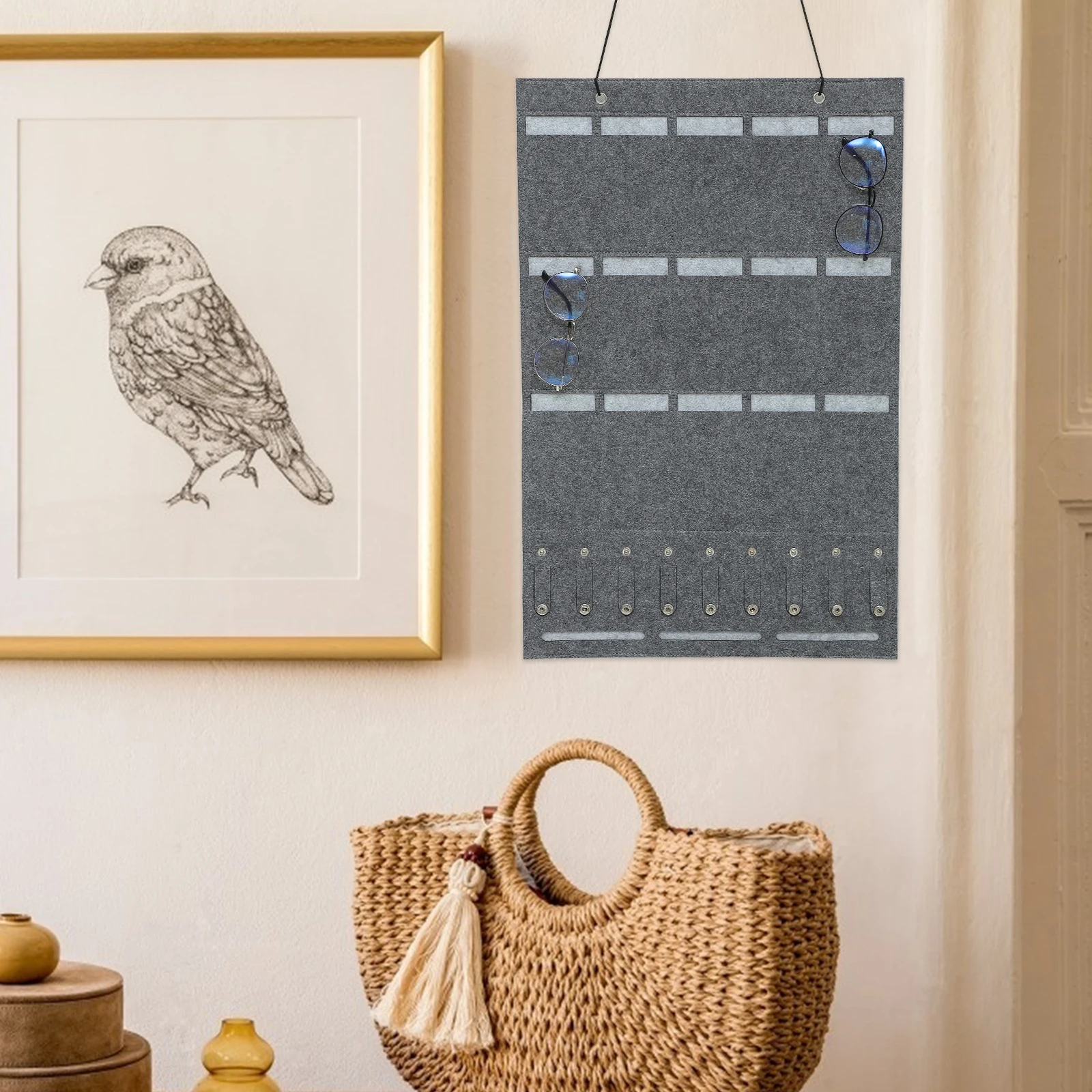 Hanging Storage Bag Large Space Multi Grids Watch Display Sunglasses Holder Jewelry ganizer Home Decor Durable Cloth
Hanging Storage Bag Large Space Multi Grids Watch Display Sunglasses Holder Jewelry ganizer Home Decor Durable Cloth