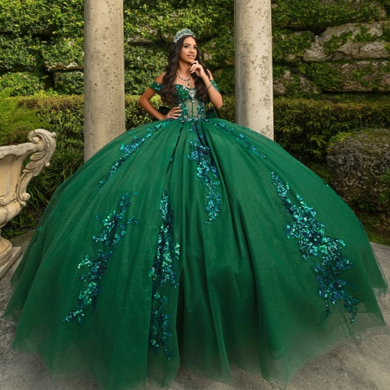 Emerald Green Shiny Ball Gown Quinceanera Dresses Off The Shoulder Sequin Applique Lace Beading Bow Tull Party Birthday Sweet 16
Emerald Green Shiny Ball Gown Quinceanera Dresses Off The Shoulder Sequin Applique Lace Beading Bow Tull Party Birthday Sweet 16